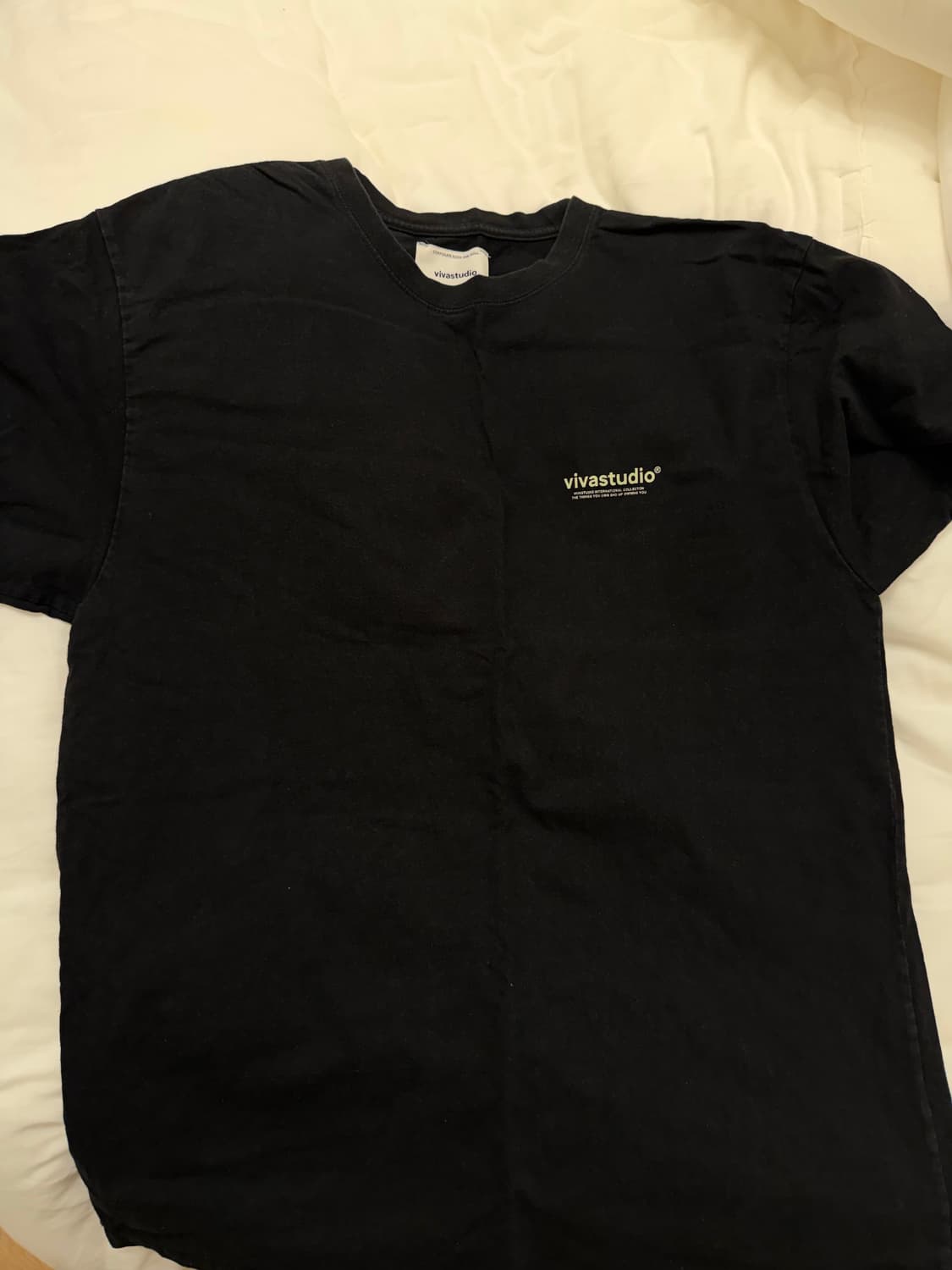 비바스튜디오 반팔 L 상품이미지1