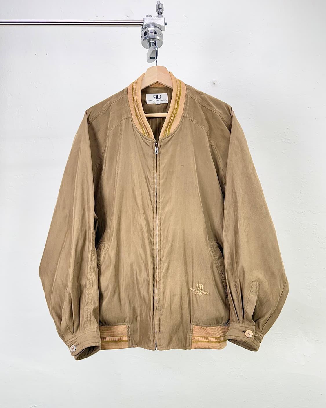 발렌시아가 카멜 타프타 실키 블루종 자켓 상품이미지1