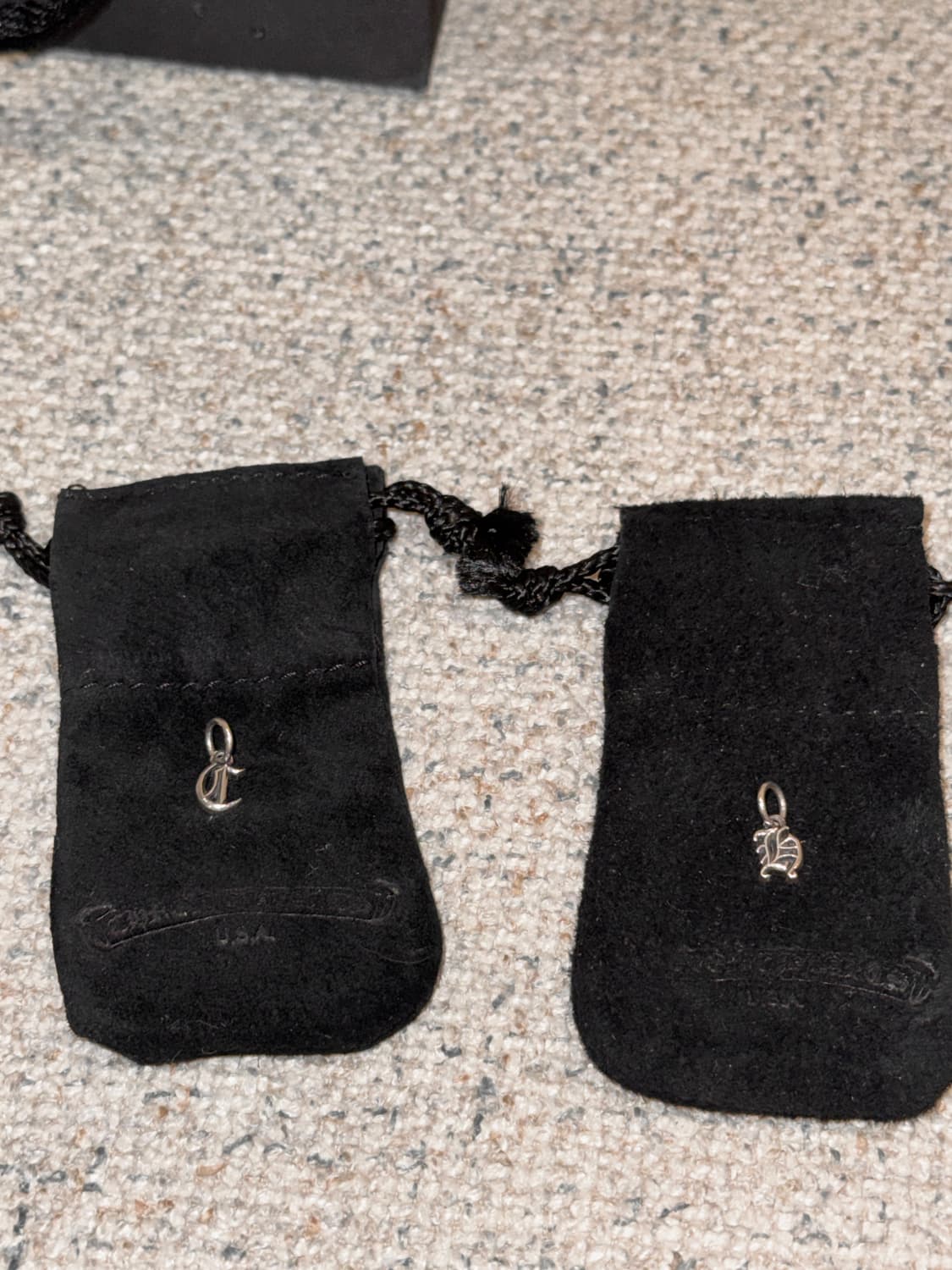 크롬하츠 미니 알파벳 참 팬던트 실버 상품이미지4