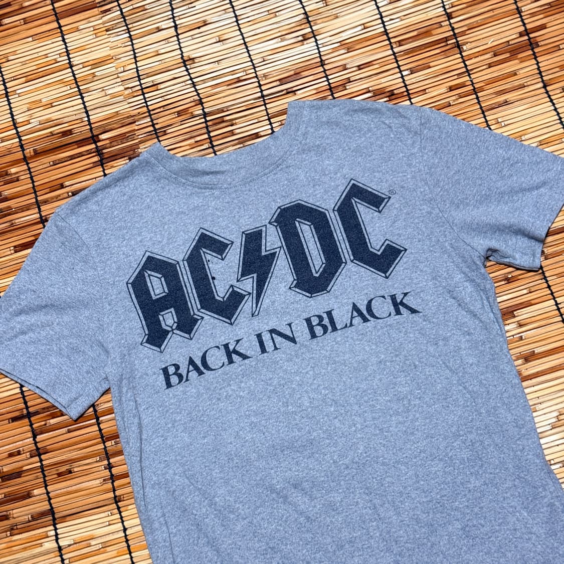 AC/DC 백인 블랙 투어 정식 반팔 티셔츠 s 상품이미지3