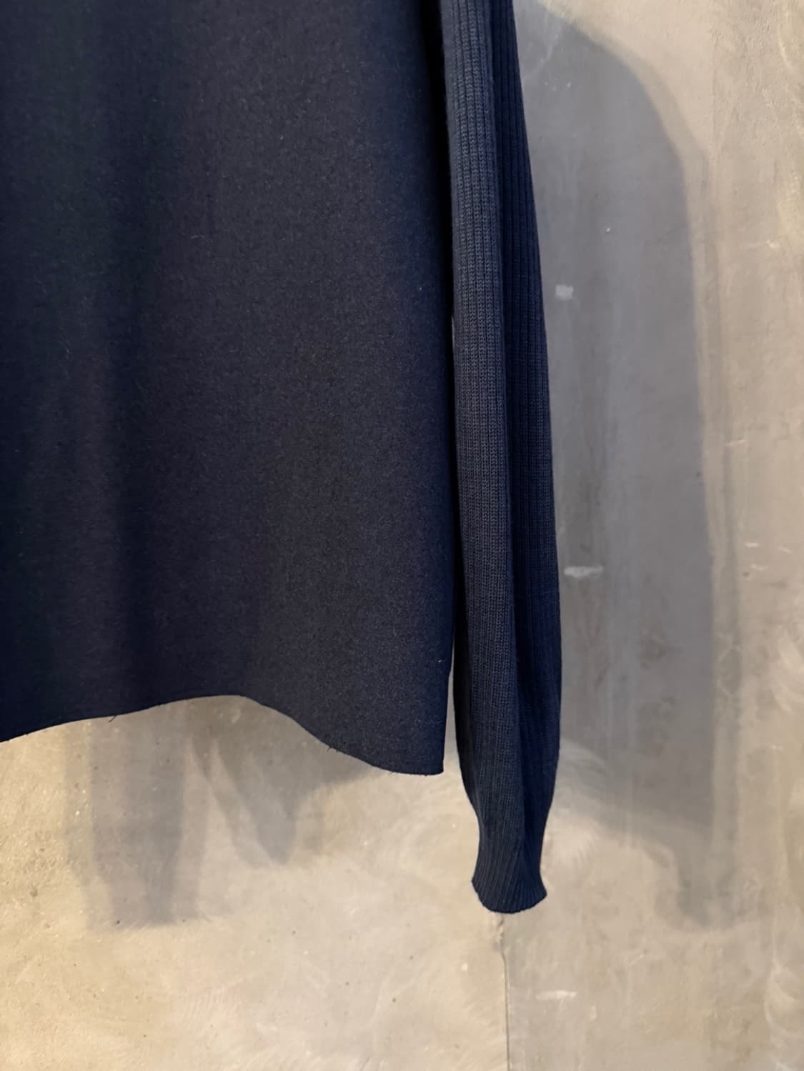 솔리드옴므 니트탑 100 상품이미지6