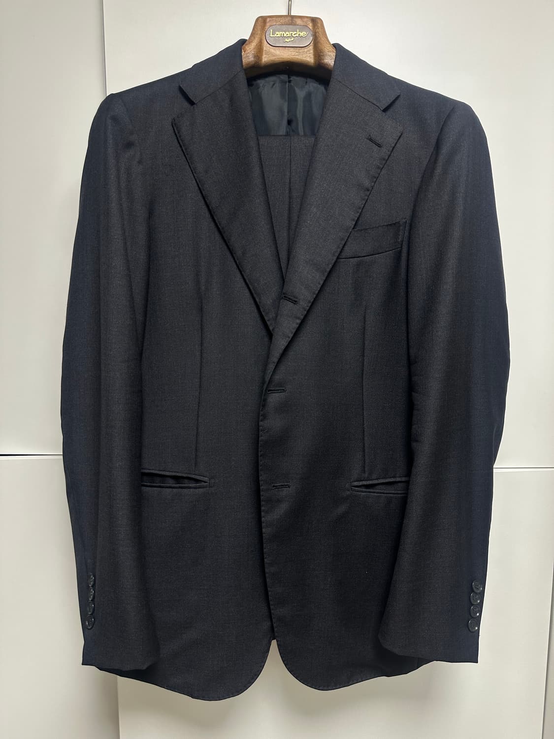 라마르쉐 링자켓 까노니코 차콜 수트 상품이미지1