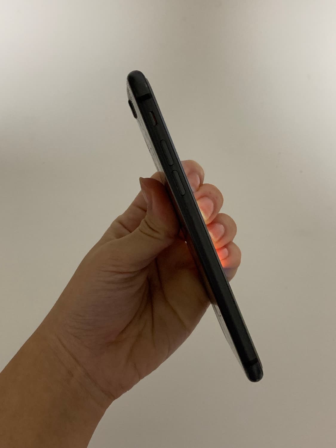 아이폰 8 블랙 64GB 상태 a급 상품이미지3