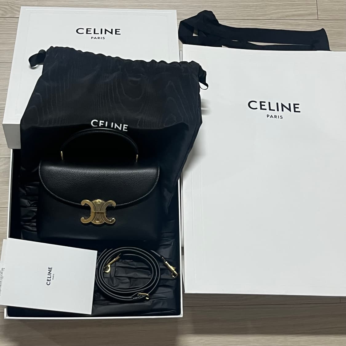 정품) 셀린느 틴니노백 카프스킨 상품이미지6