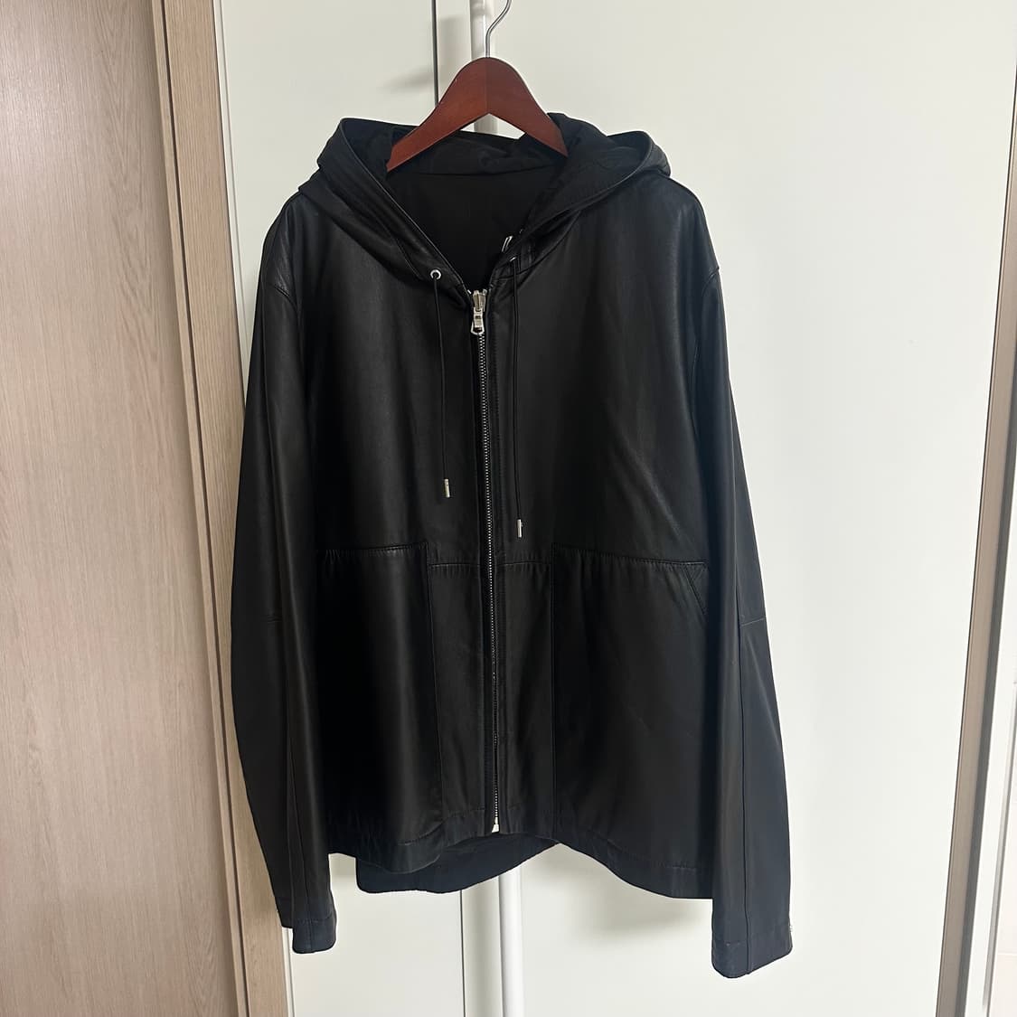 솔리드옴므 램스킨 양가죽 레더 후드 자켓 우영미 상품이미지1