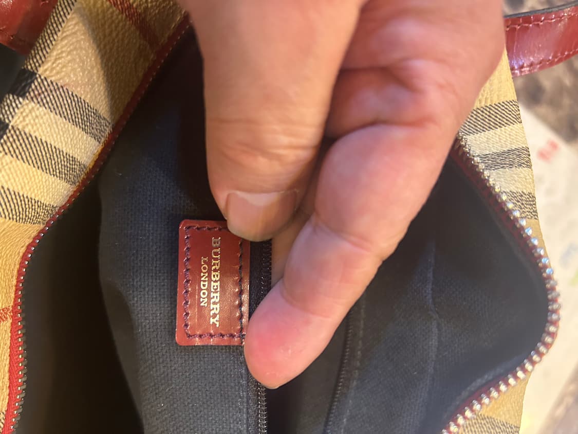 정품 버버리 노바체크 숄더백 팝니다 상품이미지8