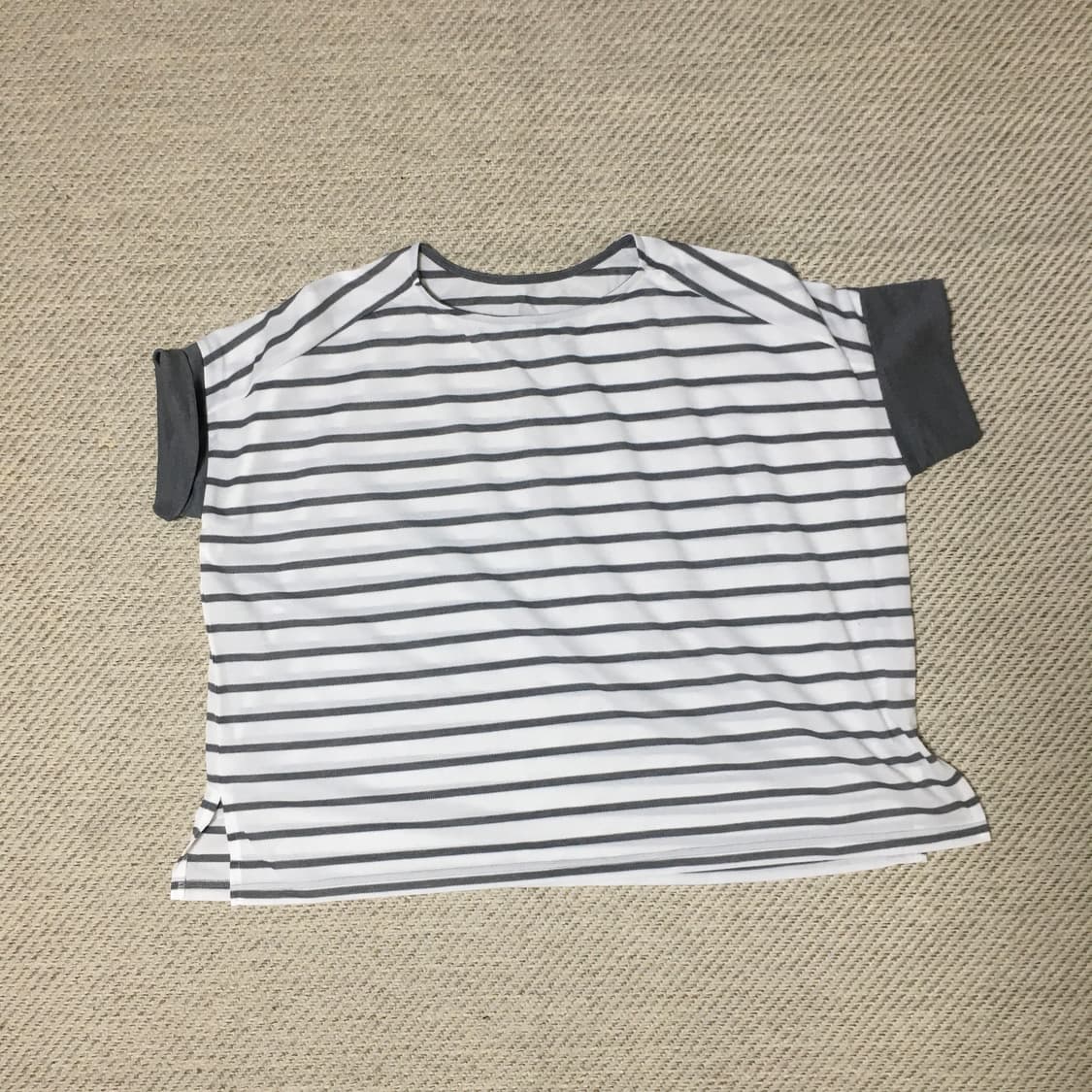오버핏 스트라이프 반팔 티셔츠 [white / navy / gray] 상품이미지3
