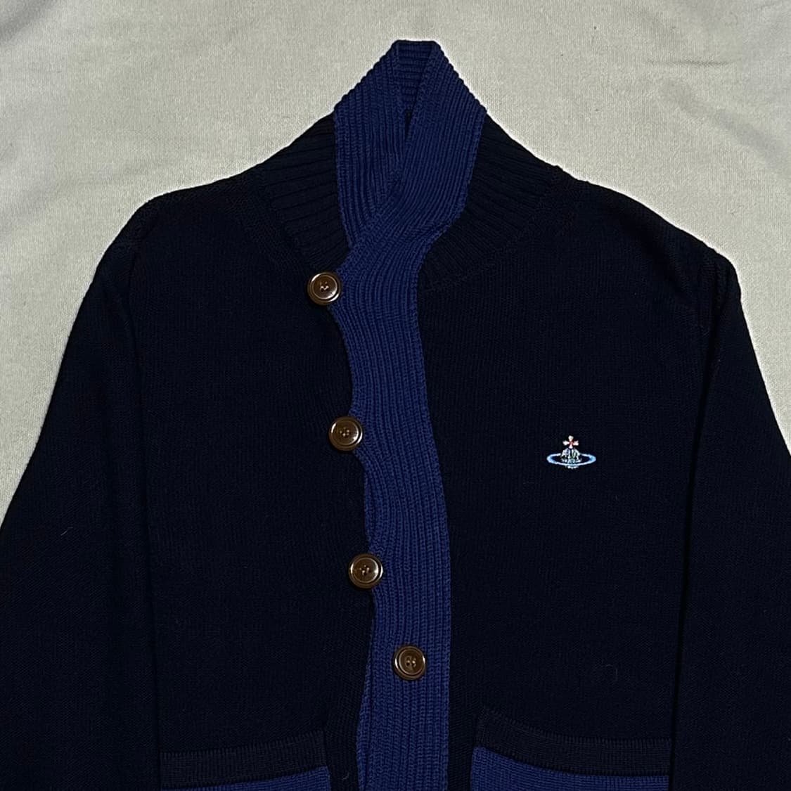 S 비비안웨스트우먼 네이비 가디건 상품이미지1