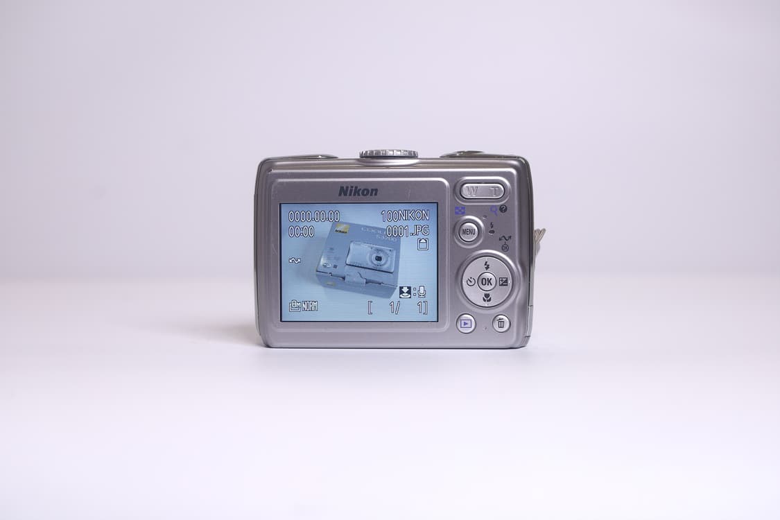 니콘 쿨픽스 P4 박스셋 상품이미지7