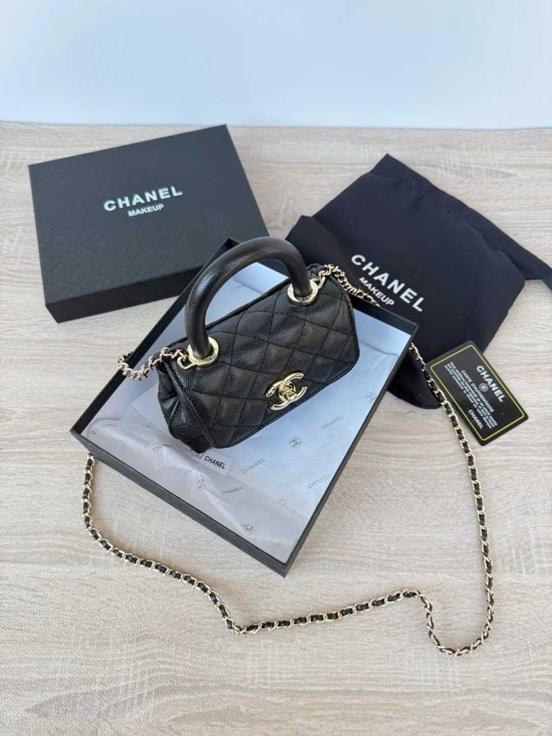 샤넬 코코 탑핸들 캐비어 체인 크로스백 샤넬 메이크업백 VIP 상품이미지2