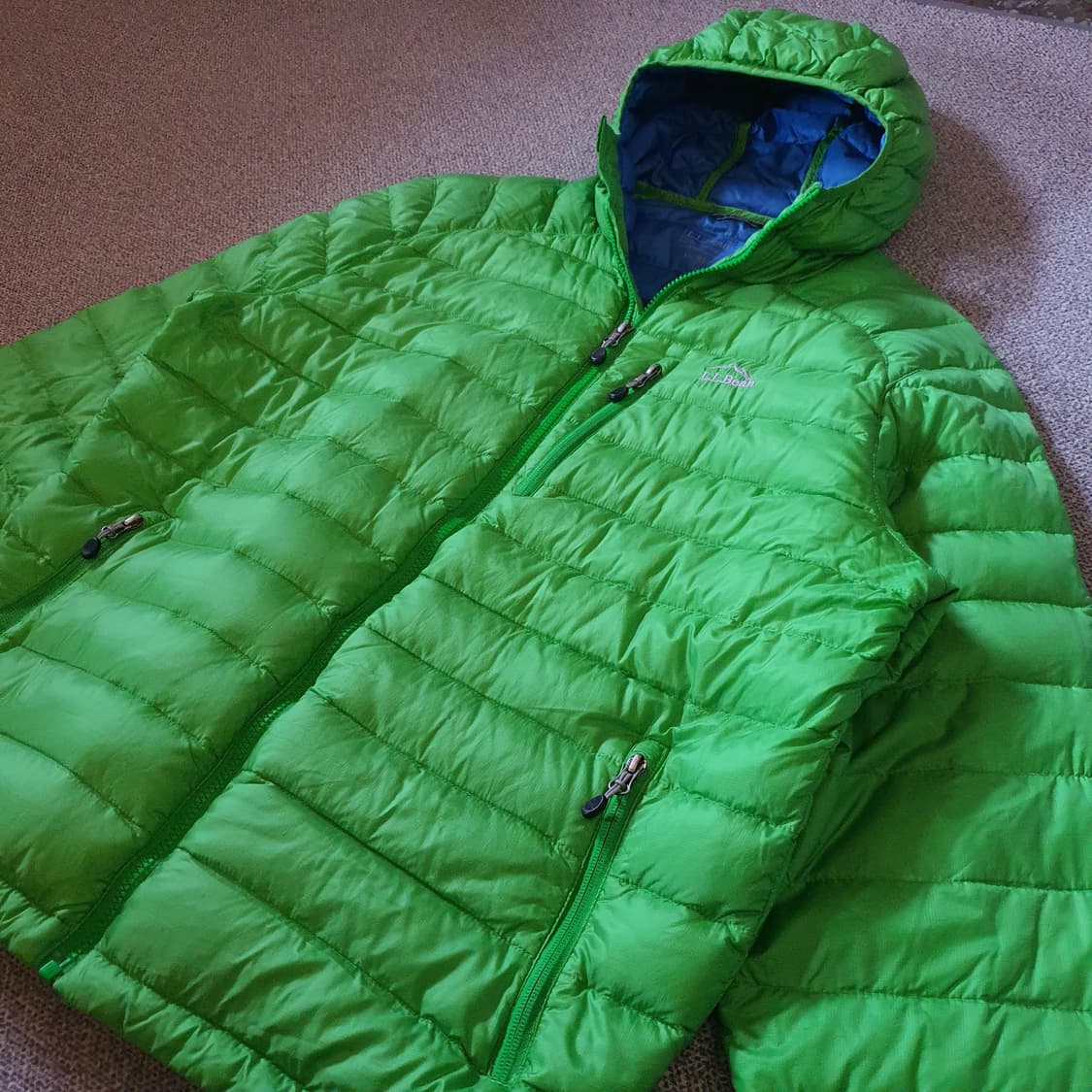 L.L.Bean의 울트라라이트 850 다운 스웨터 후디 상품이미지2