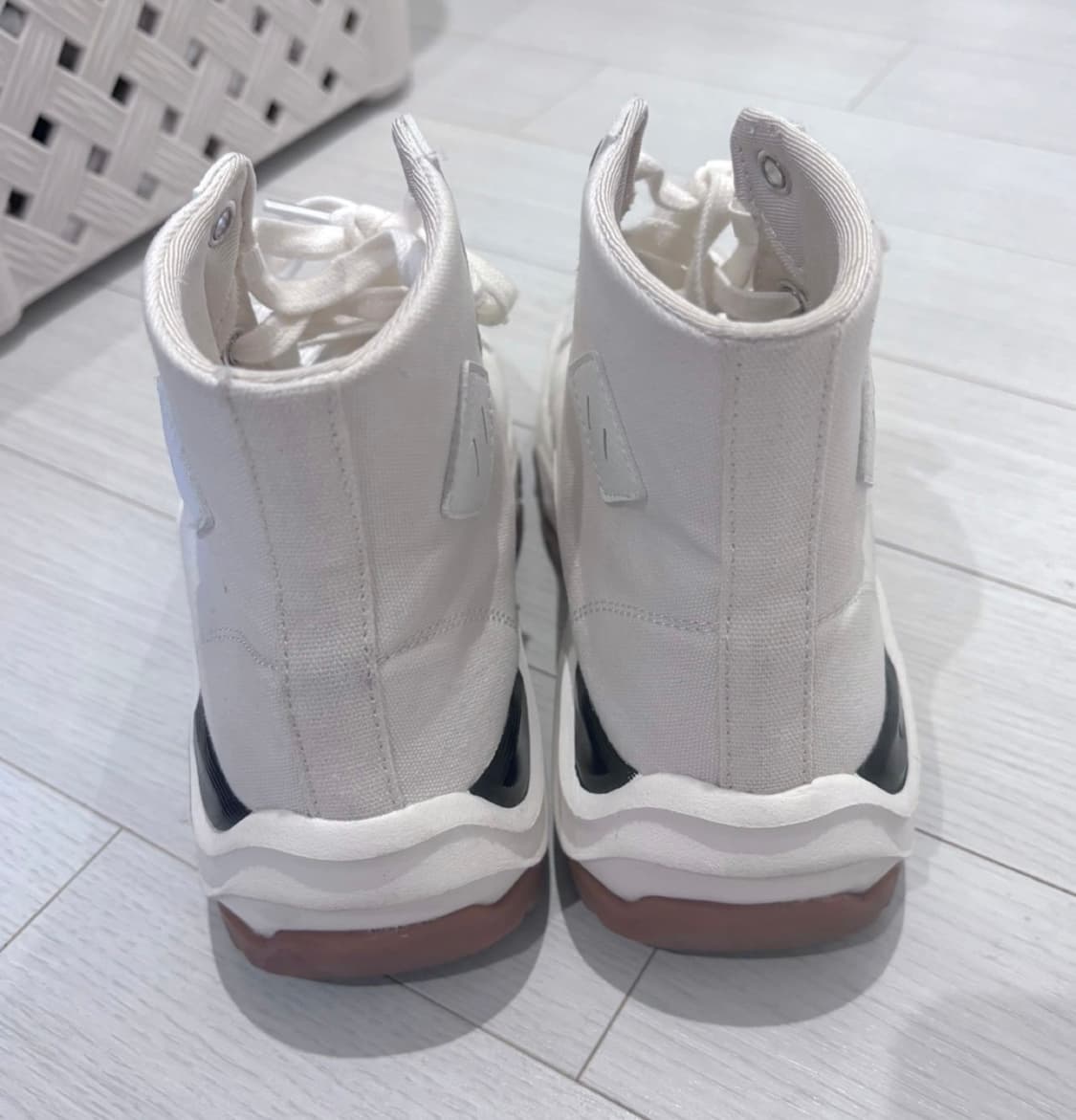 무신사 크림 브랜드 폴더라벨 시티트래커 235 키높이 운동화 하이스니커즈 상품이미지5