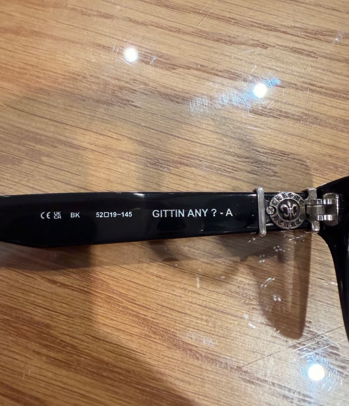 S급 크롬하츠 지티아니 안경판매합니다. 상품이미지4