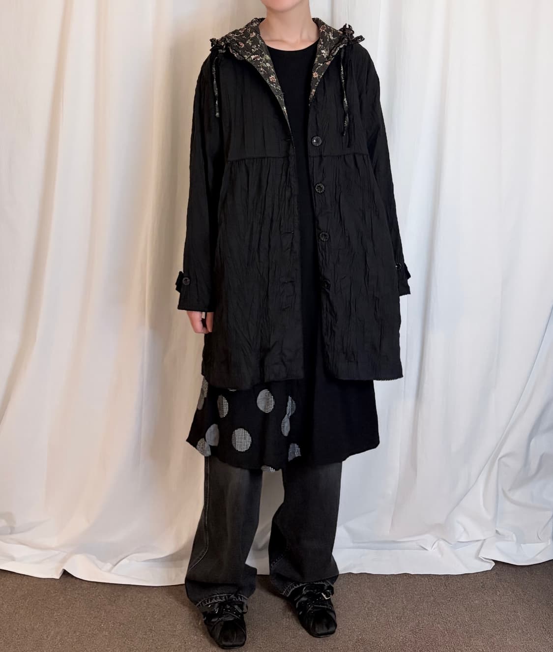 Crinkle Layered Hood Jacket – Black 상품이미지1