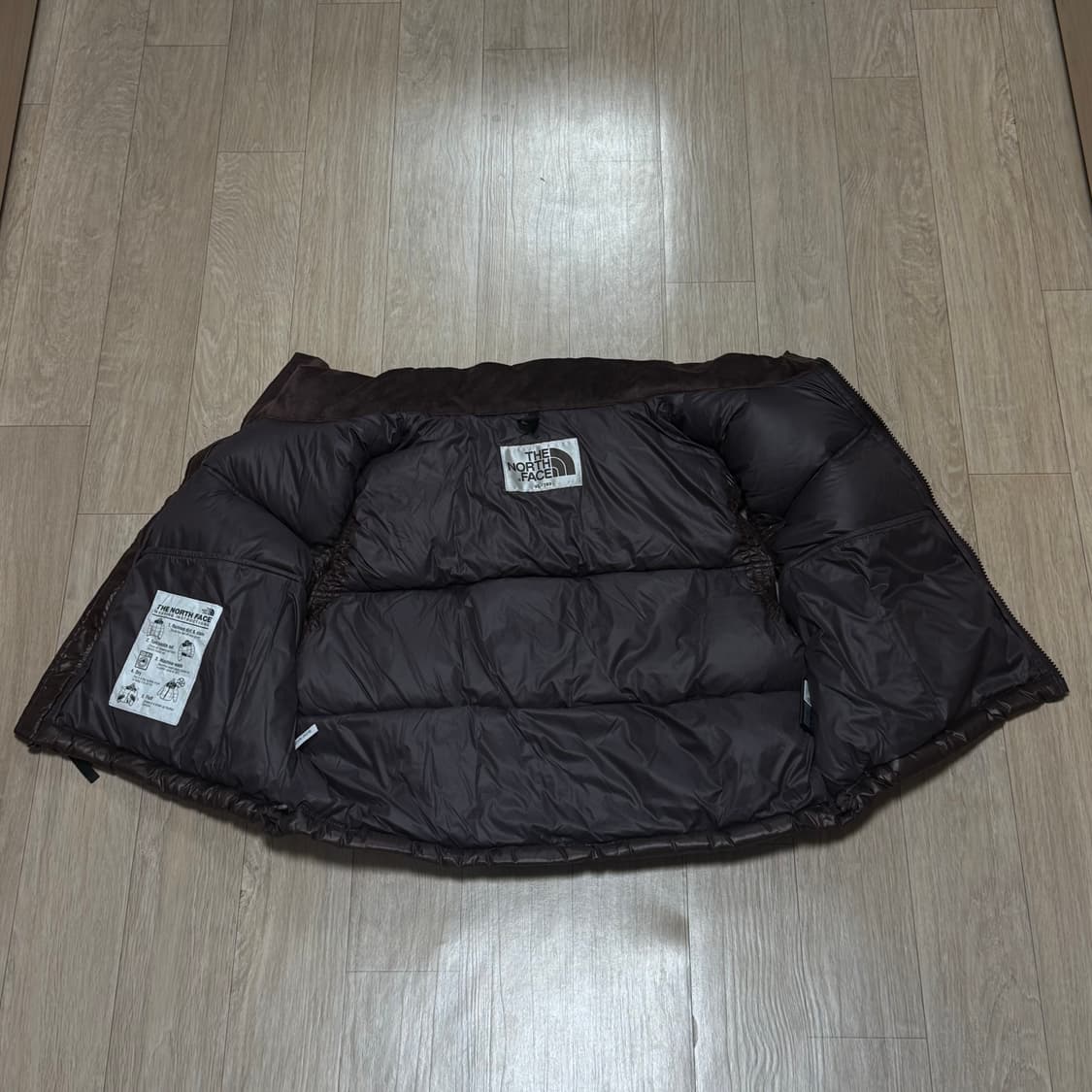 더 노스페이스 화이트 라벨 노벨티 눕시 다운 베스트 브라운 (W) XL 상품이미지5