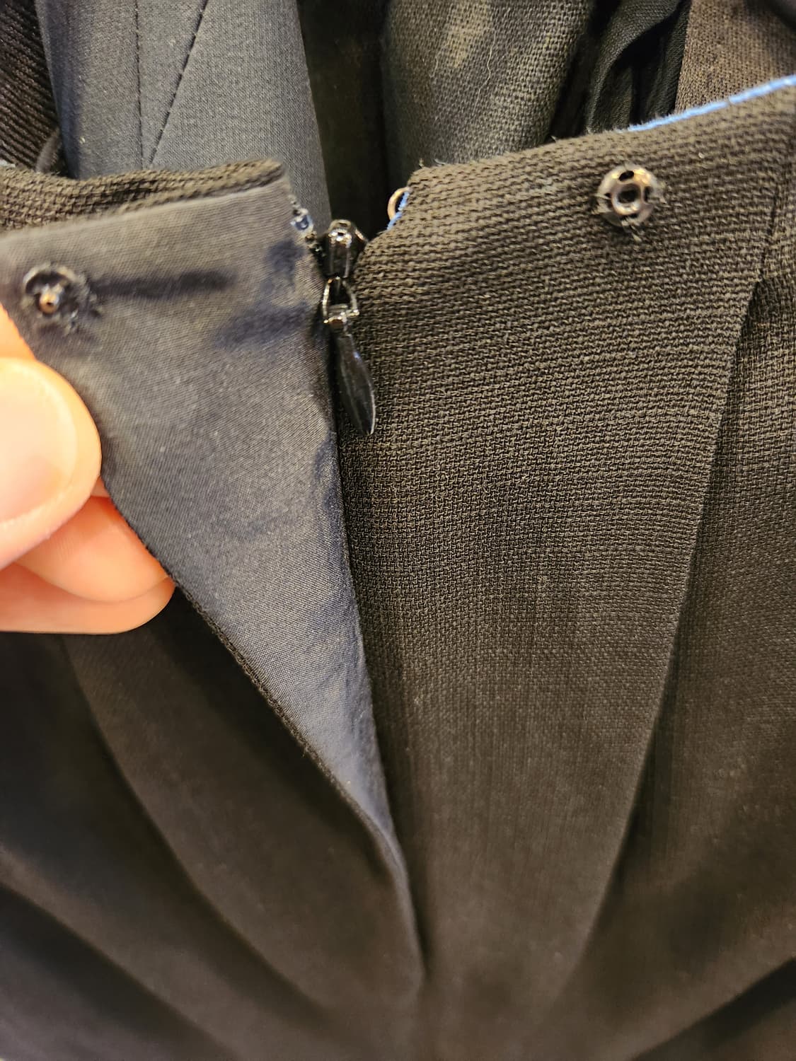 TIME 블랙 민소매 플레어 원피스 상품이미지9