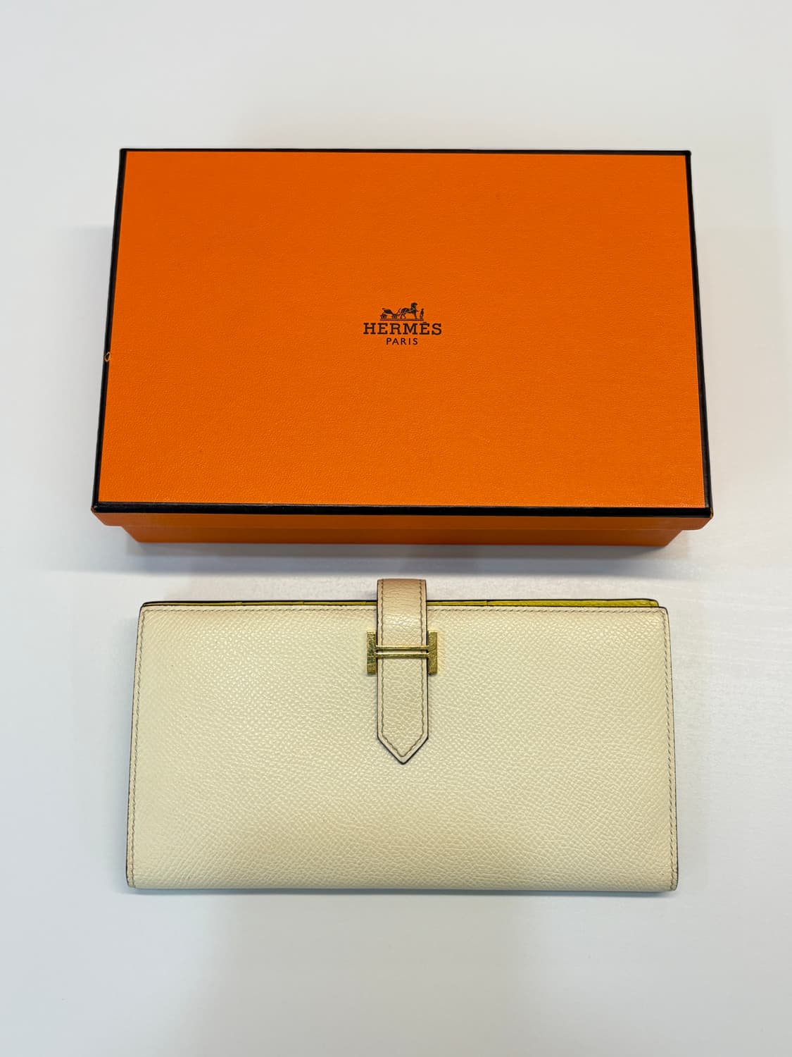 에르메스 베안 장지갑 나타&라임 금장 B각인 상품이미지1