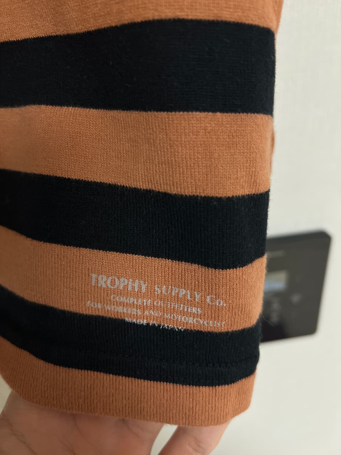 트로피클로딩 스트라이프 포켓티셔츠 상품이미지2