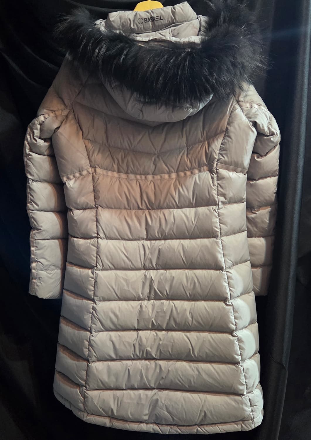 배럴 덕다운 후드 롱 패딩 상품이미지3