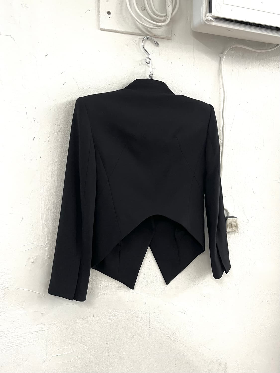 헬무트랭 09 비대칭 스모킹 자켓 상품이미지8