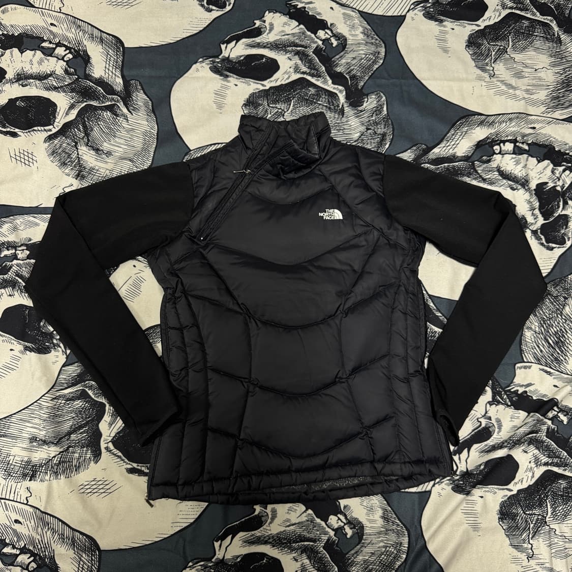 노스페이스 써모볼 패딩  웜업 사선집업  여성 M사이즈 상품이미지1