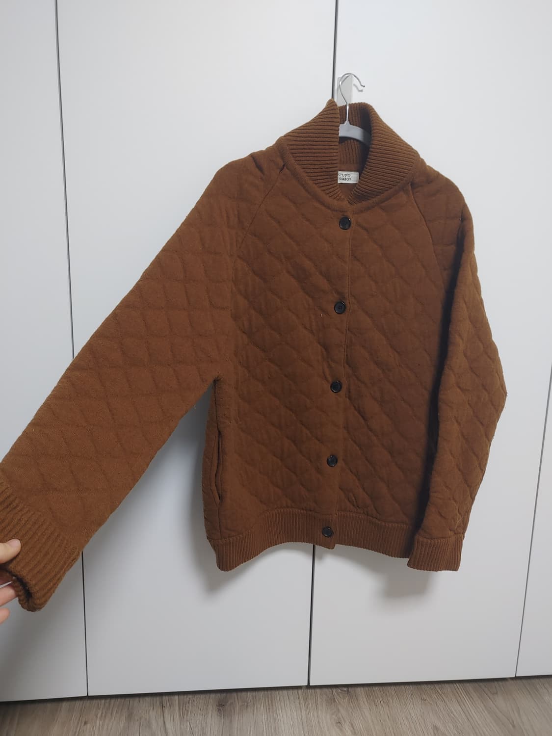 스튜디오톰보이  브라운퀼팅 니트 자켓 -FREE사이즈 상품이미지3