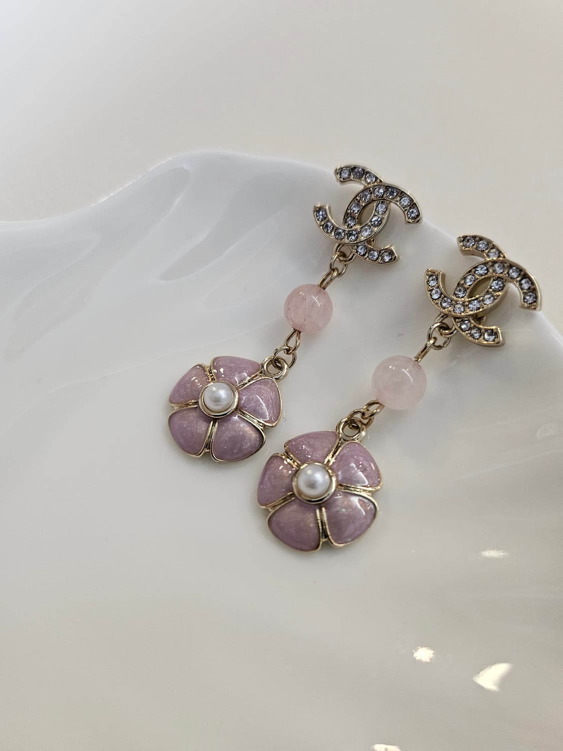 샤넬 핑크플라워 큐빅CC 드롭귀걸이  업사이클링 상품이미지3