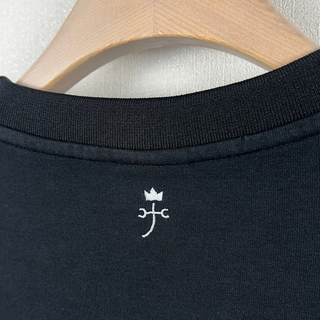 까스텔바작 여성 AMOUR 비즈 장식 맨투맨 90 상품이미지6