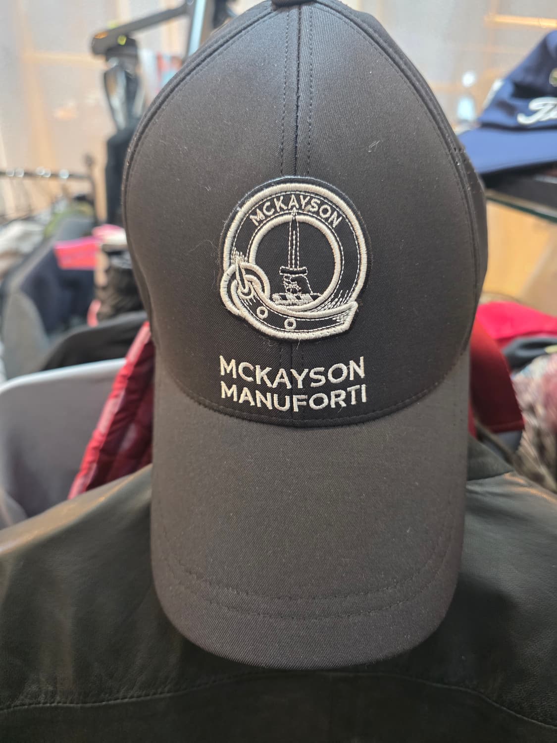 MCKAYSON 와이드핏 블랙 볼캡 모자 상품이미지1