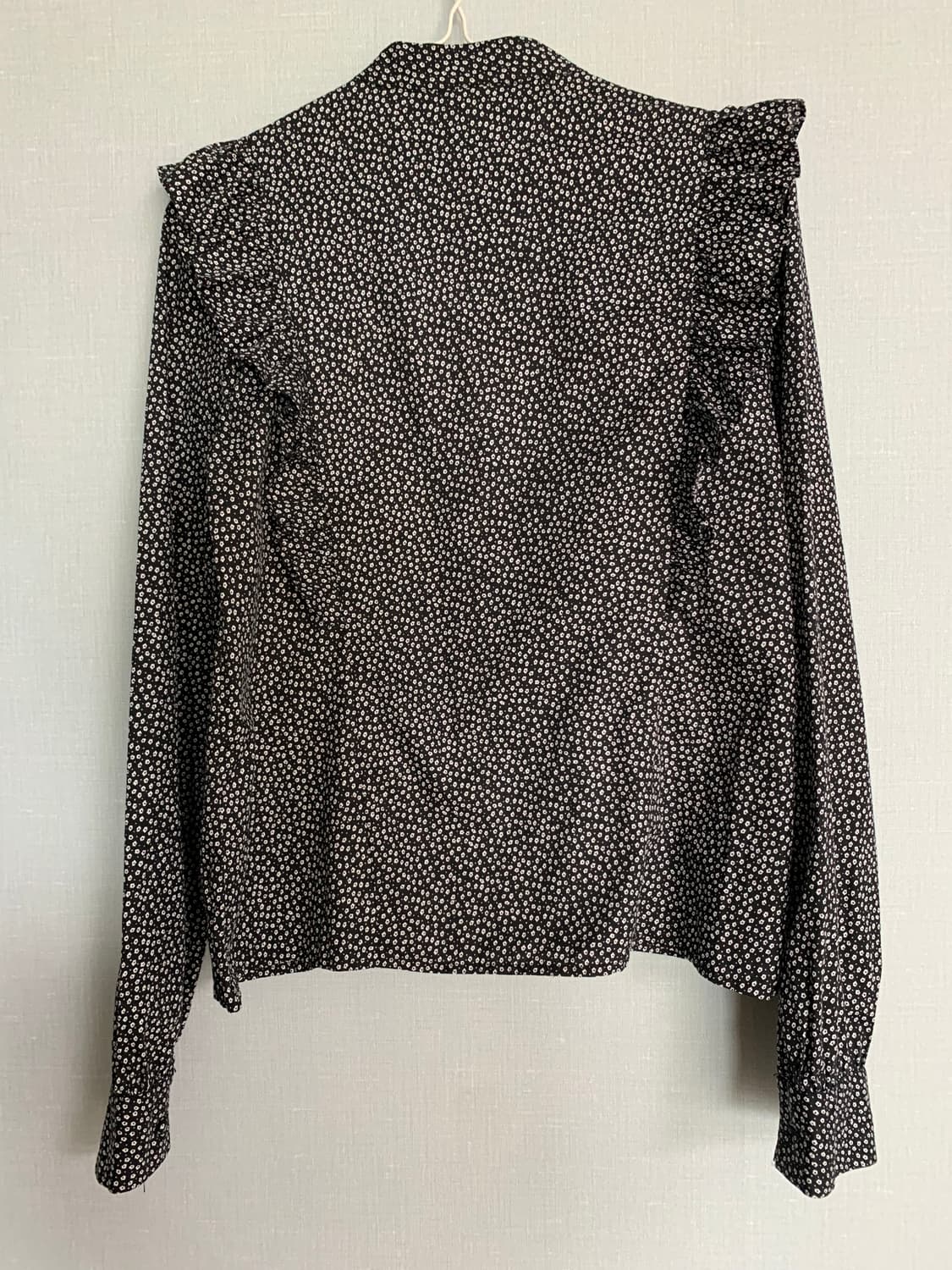 H&M 여성스러운 블라우스 팝니다.(S사이즈_새 제품) 상품이미지3