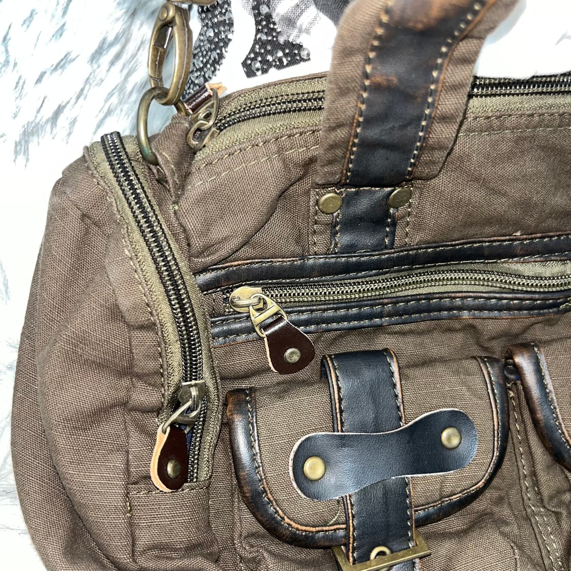 빈티지 그런지 크로스백 상품이미지5