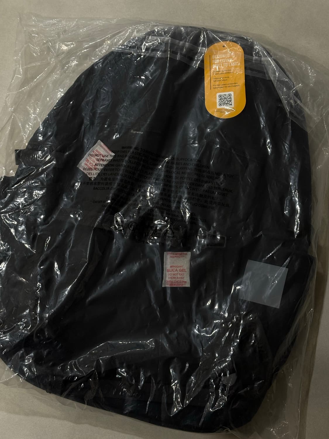 슈프림 백팩 25SS 상품이미지2