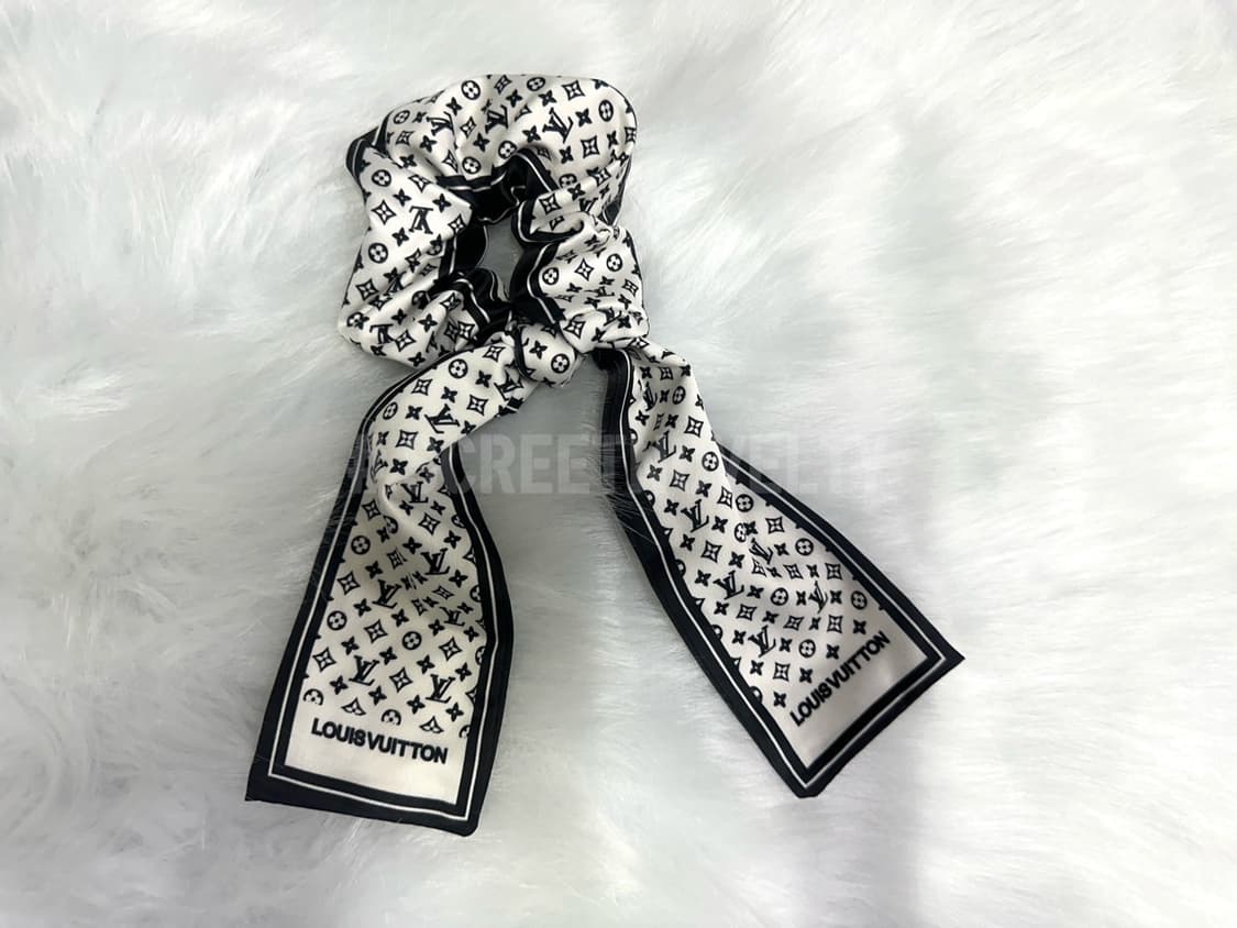  루이비통 화이트&블랙 리본 헤어슈슈 상품이미지2