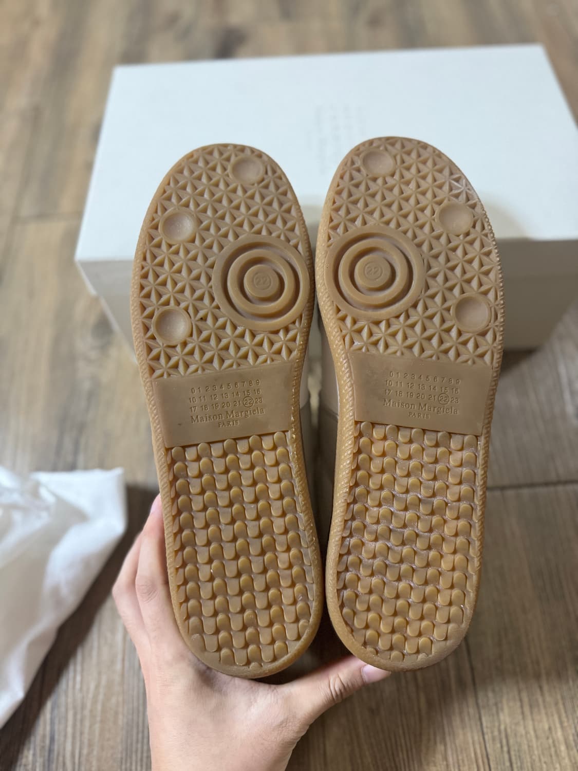 마르지엘라 독일군 화이트 43 상품이미지9