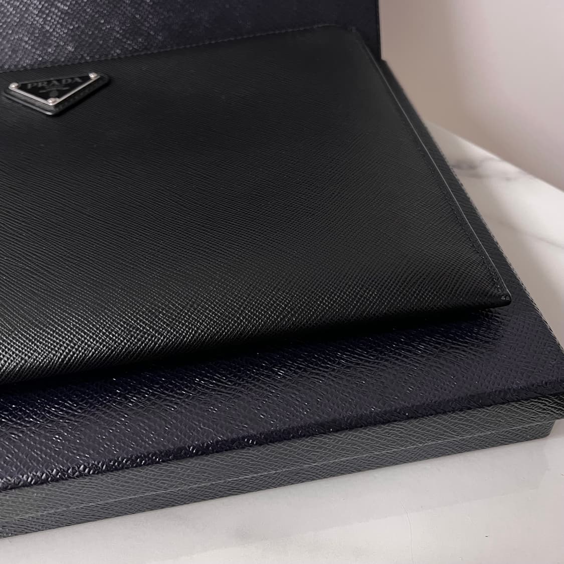 [A급/정품] 프라다 사피아노 클러치백 블랙 2NH005 상품이미지9