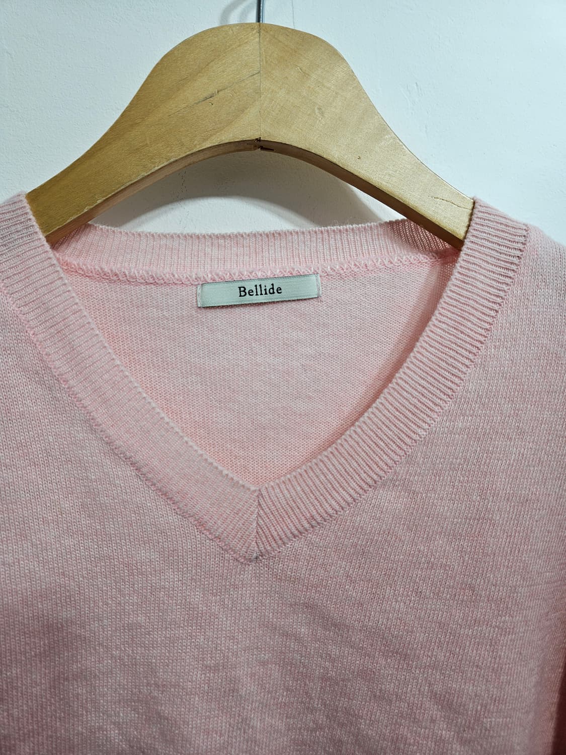 베리드 브이넥 니트 상품이미지2