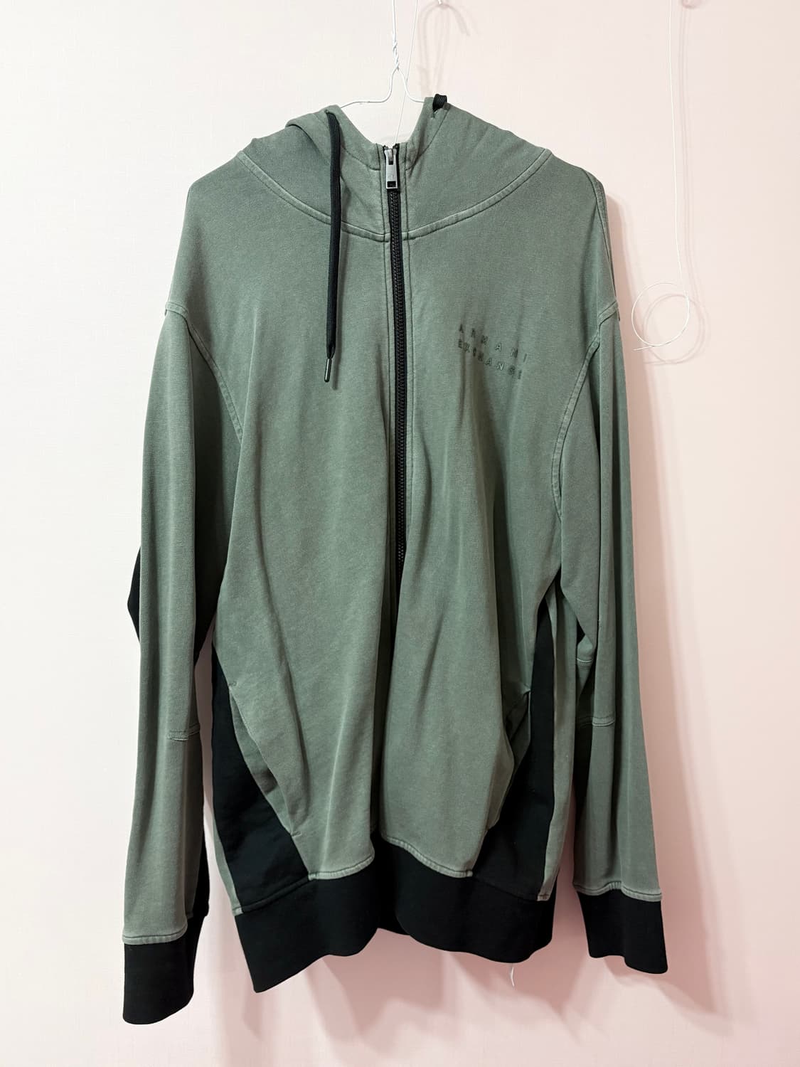 아르마니 익스체인지 카키 후드집업 상품이미지1