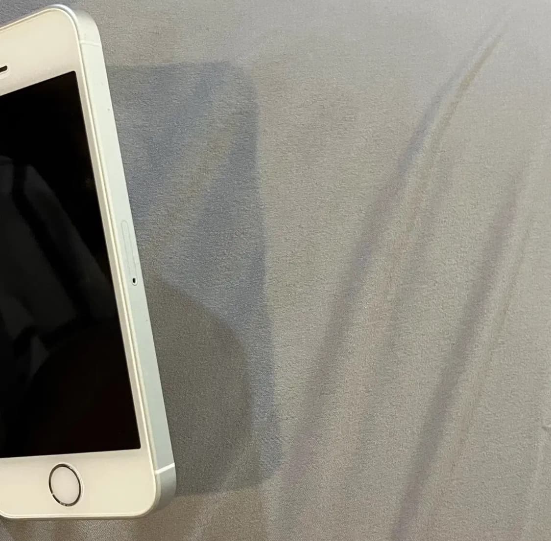 아이폰 se1 실버 16기가 상품이미지4