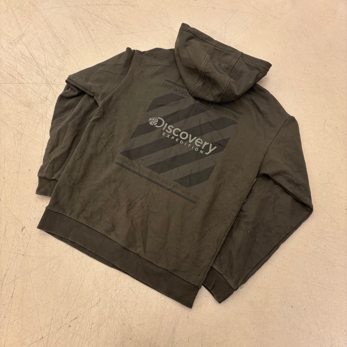 디스커버리 빅로고 후드티 상품이미지1