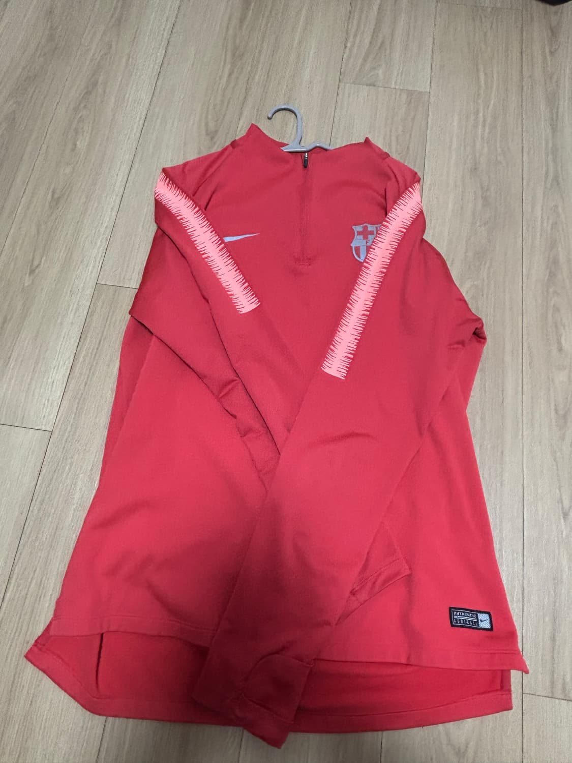 나이키 바르셀로나 드릴탑 상품이미지2