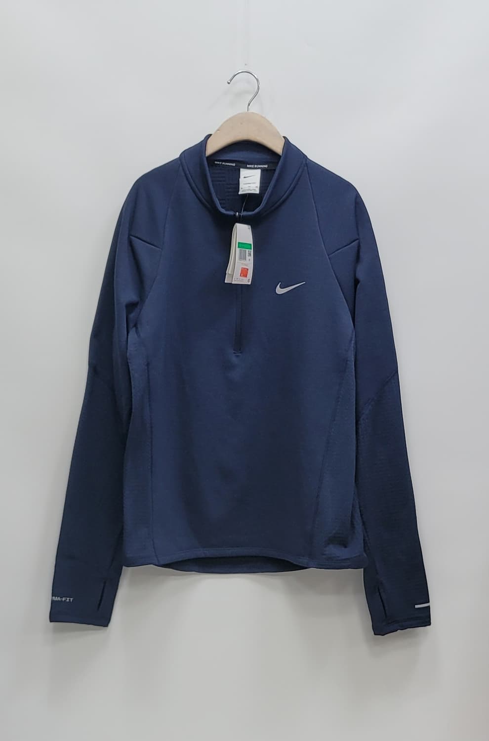 (새상품) NIKE 23SS 나이키 써마 핏 발수 러닝탑 / 남 XL 상품이미지2