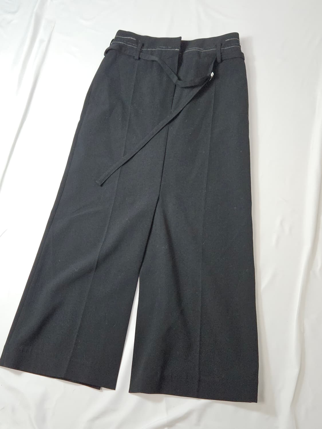 마뗑킴 2024 벨티드 턱포인트 스커트 팬츠 S (거의 새상품) 상품이미지1