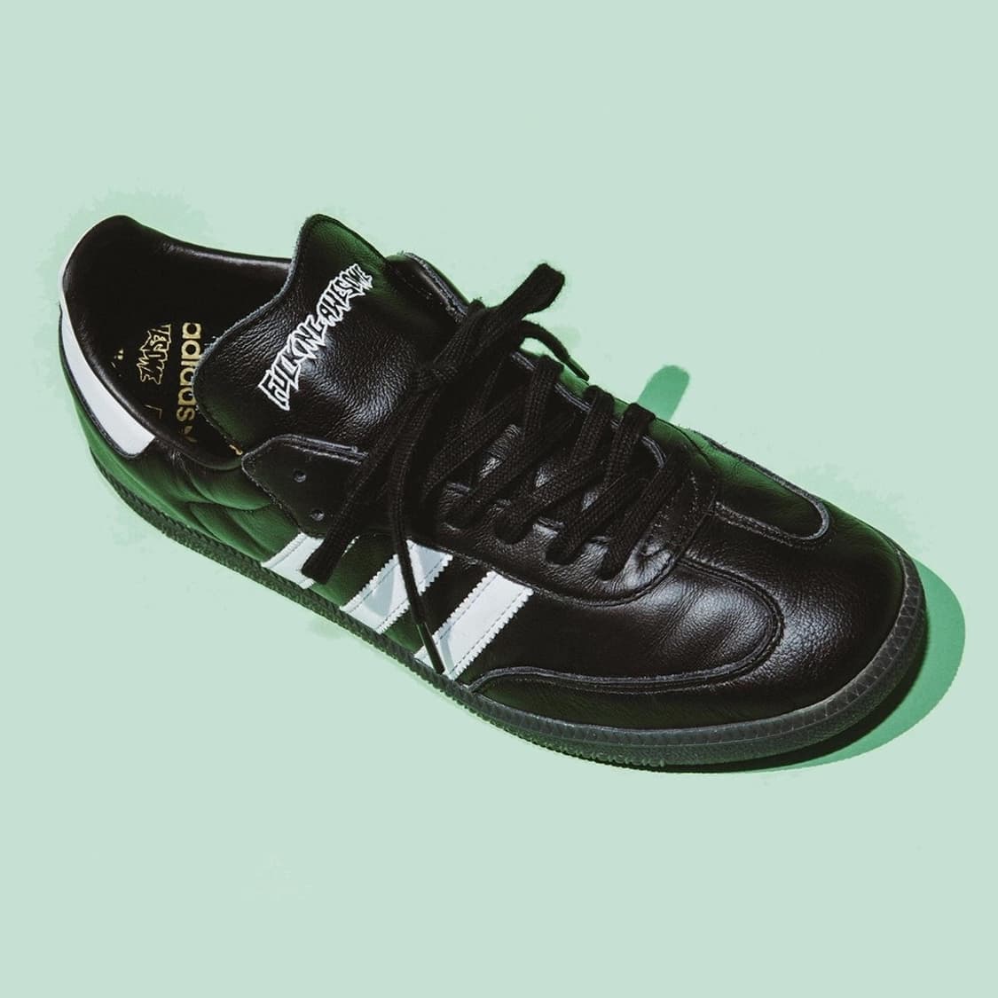 아디다스 x 퍼킹 어썸 삼바 상품이미지1