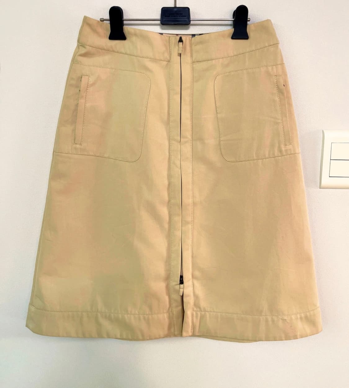 Burberry 버버리 베이지 스커트 made in england 상품이미지1