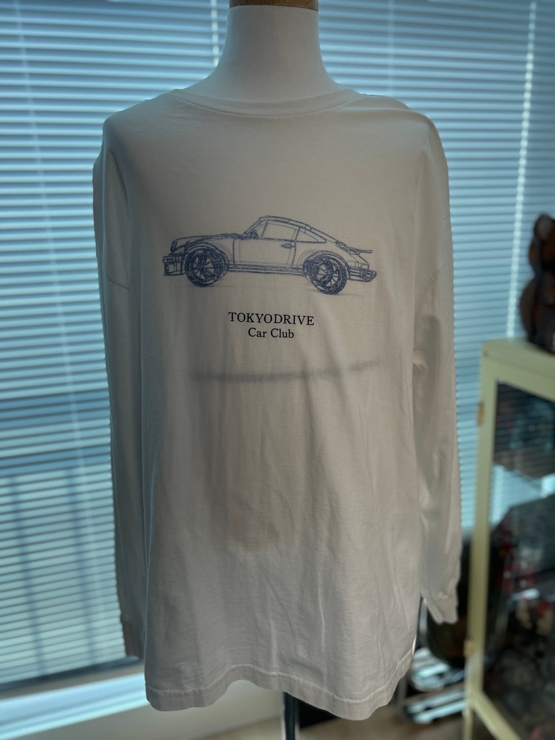 도쿄 드라이브 카 클럽 그래픽 롱슬리브 XL 상품이미지1