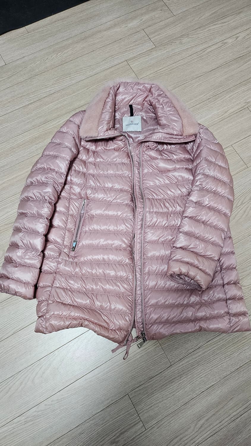 몽클레어 새제품급 밍크퍼 경량 다운 패딩 점퍼 3호 상품이미지1