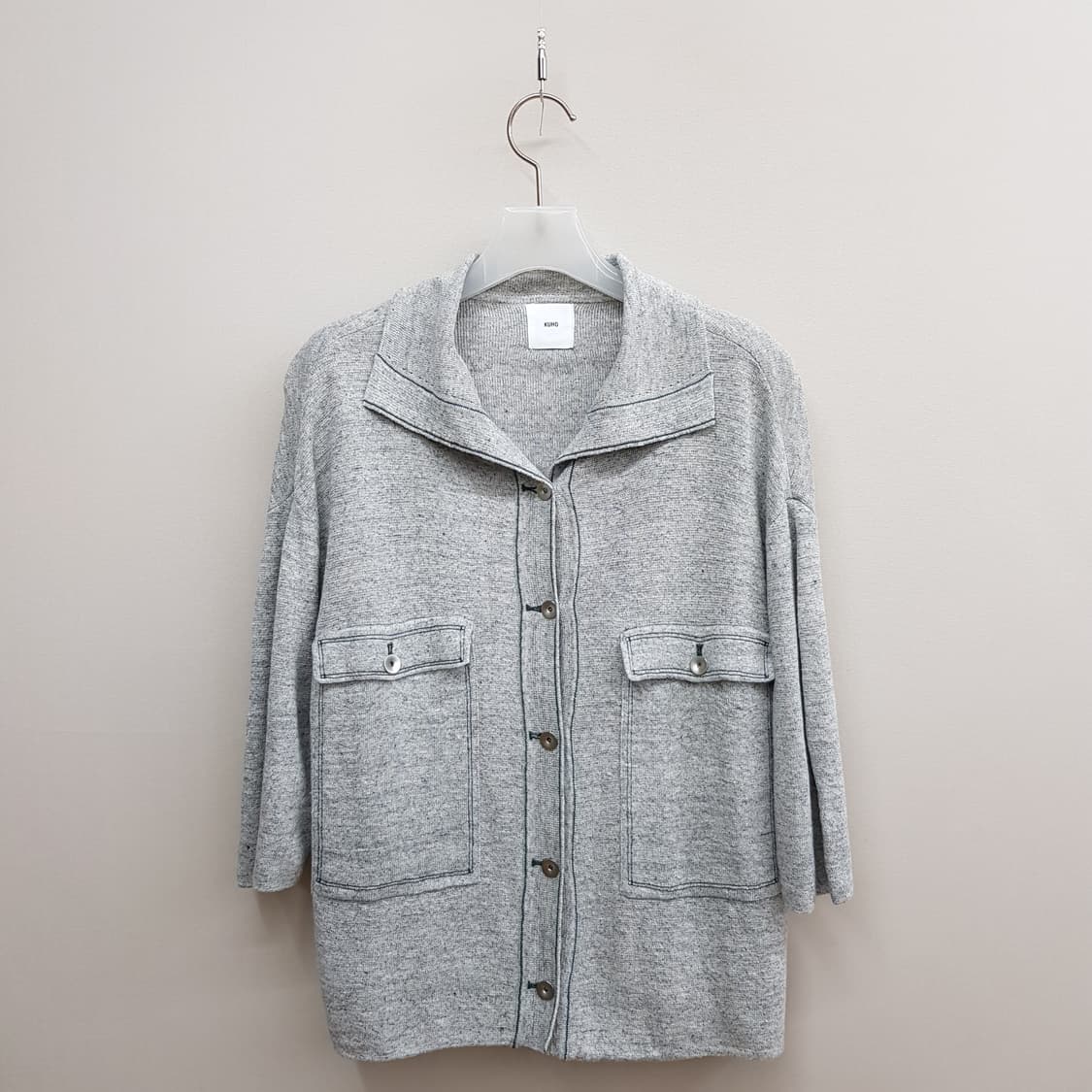 구호 2022 마소재 포켓디테일 루즈핏 가디건  XS사이즈 상품이미지1