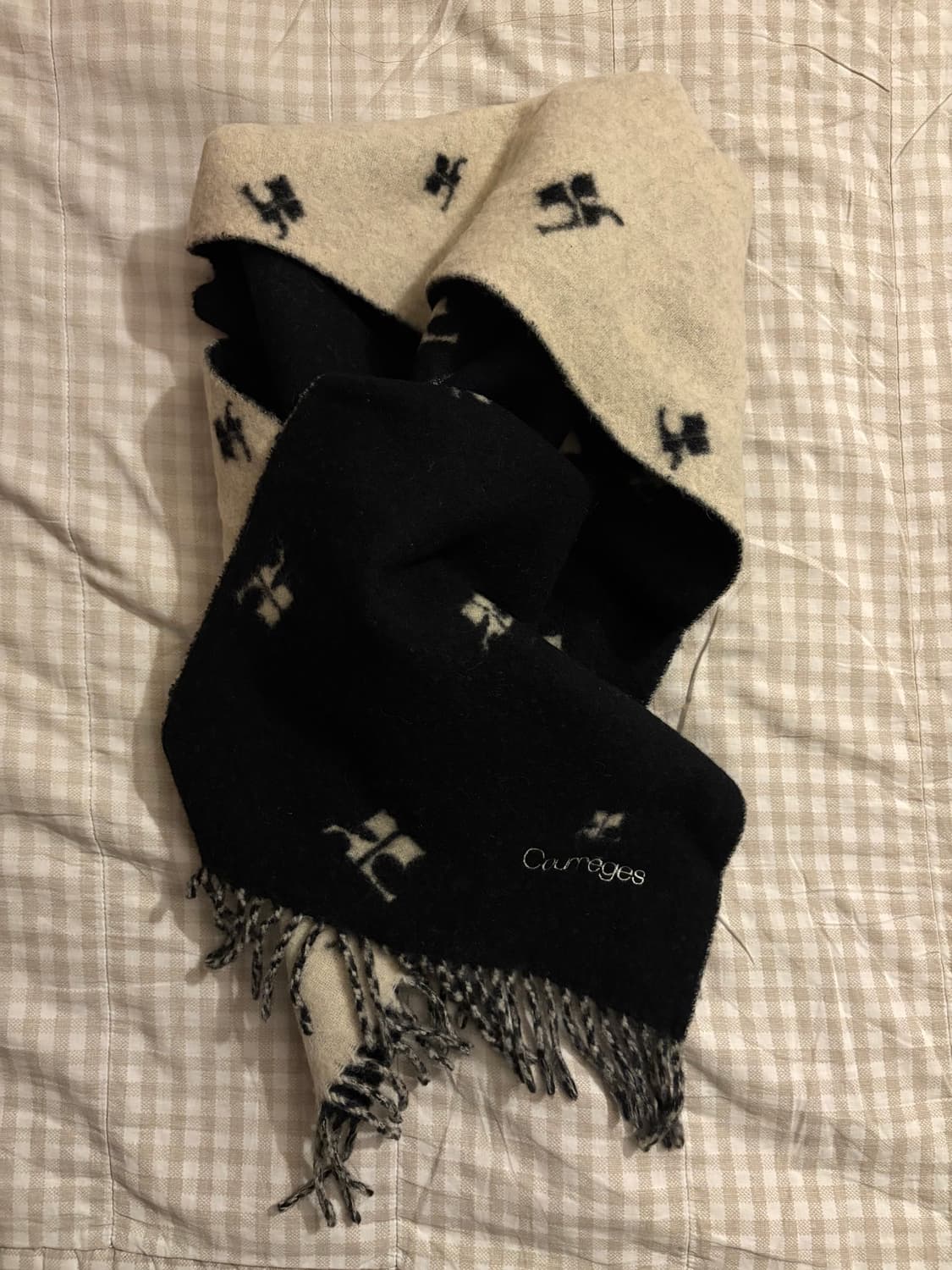 꾸레쥬 머플러 상품이미지1