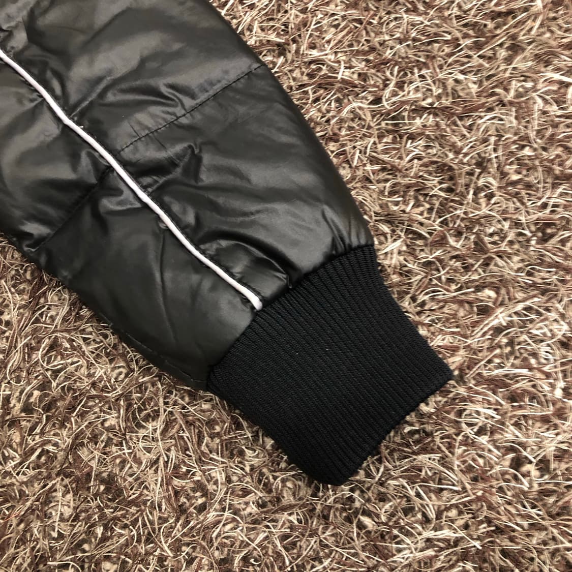 후부 올드스쿨 덕다운 숏 패딩 상품이미지3