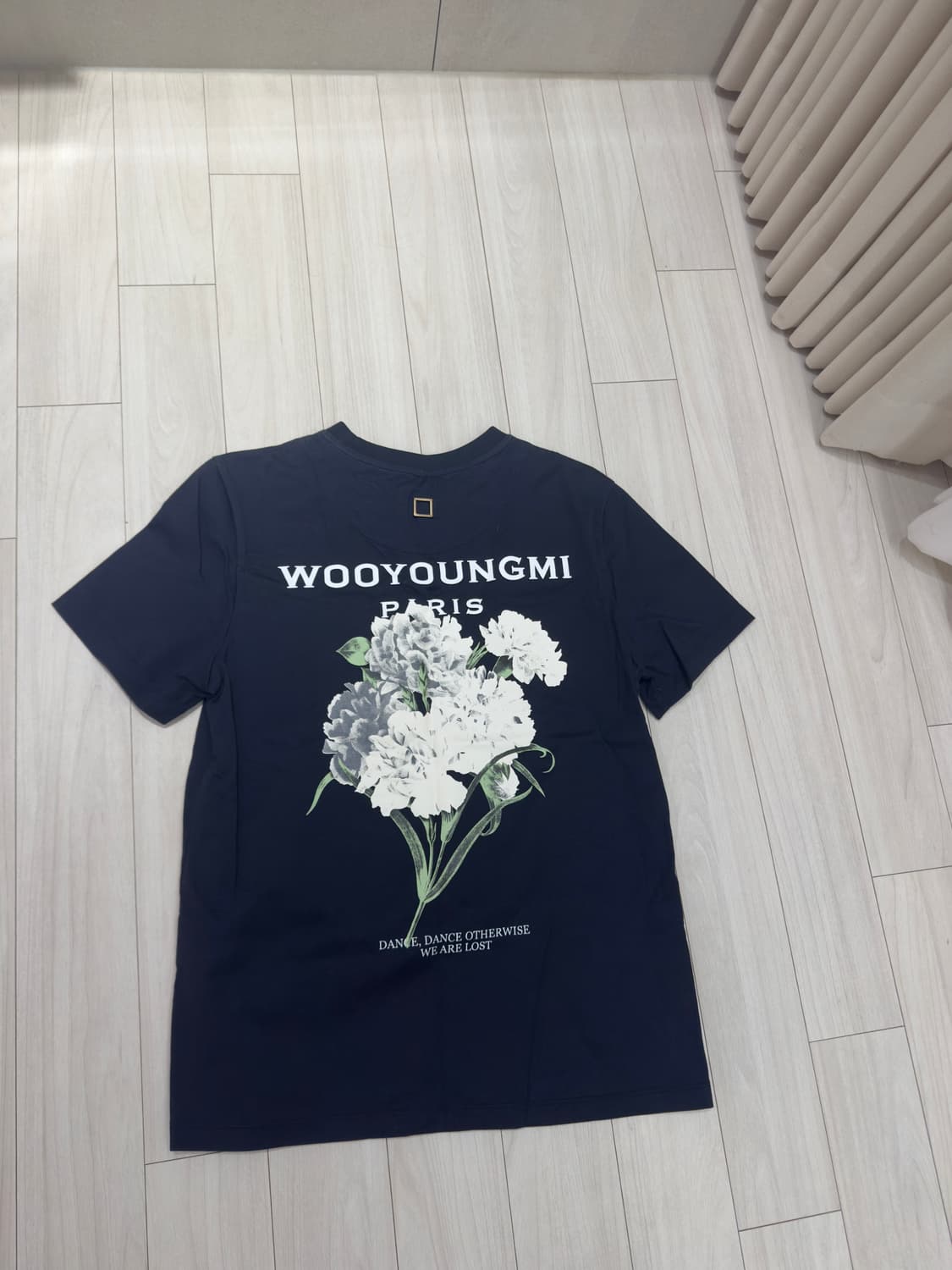 [백화점판] 21ss 우영미 플라워 반팔 상품이미지1